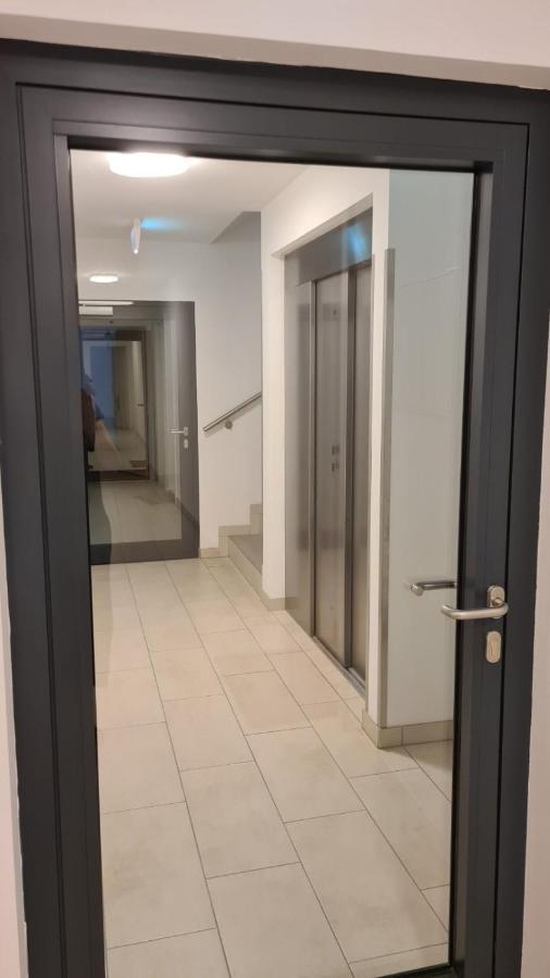 Top Apartments Kaiserebersdorf Wien Ngoại thất bức ảnh