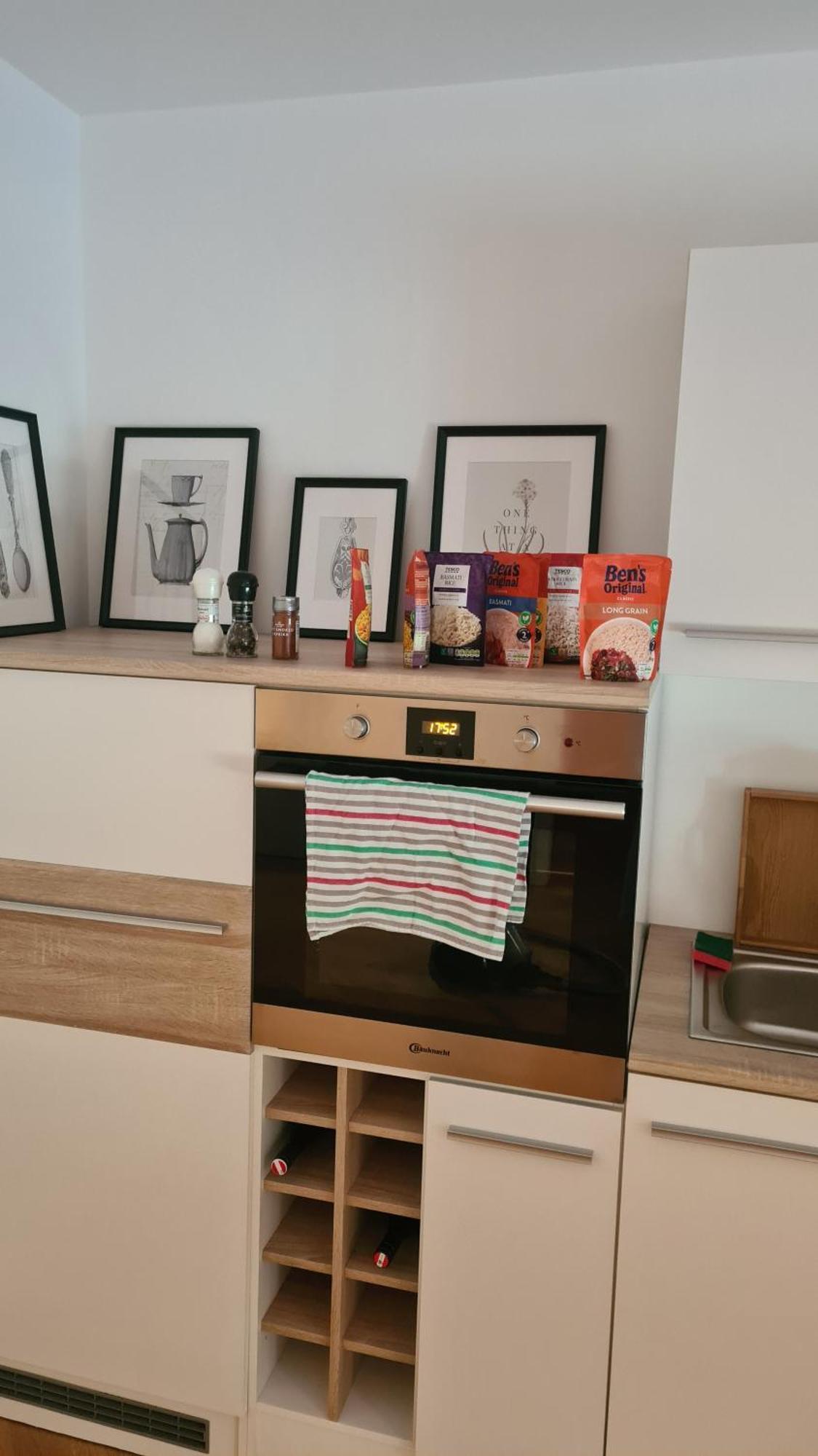 Top Apartments Kaiserebersdorf Wien Ngoại thất bức ảnh