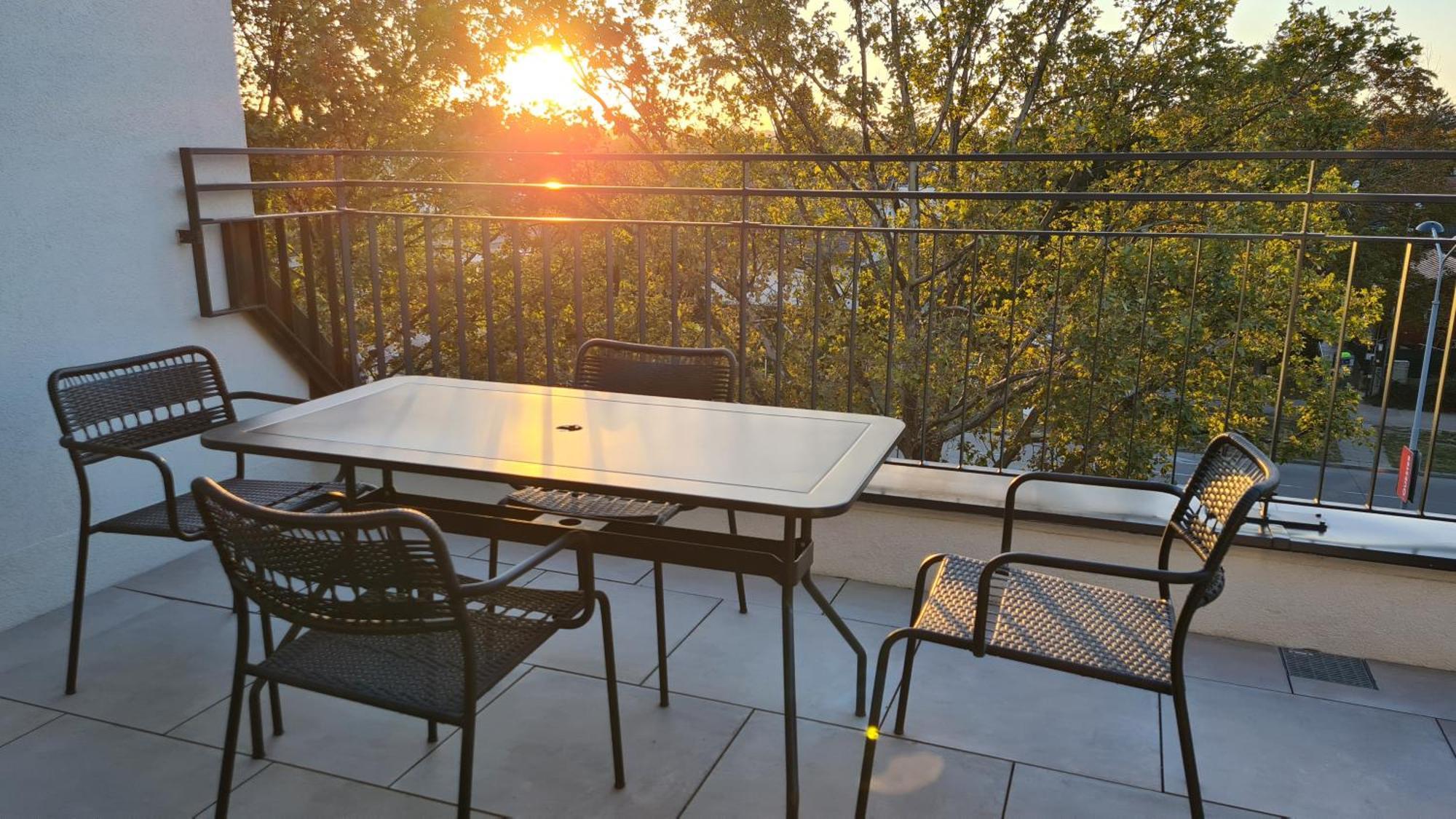 Top Apartments Kaiserebersdorf Wien Ngoại thất bức ảnh